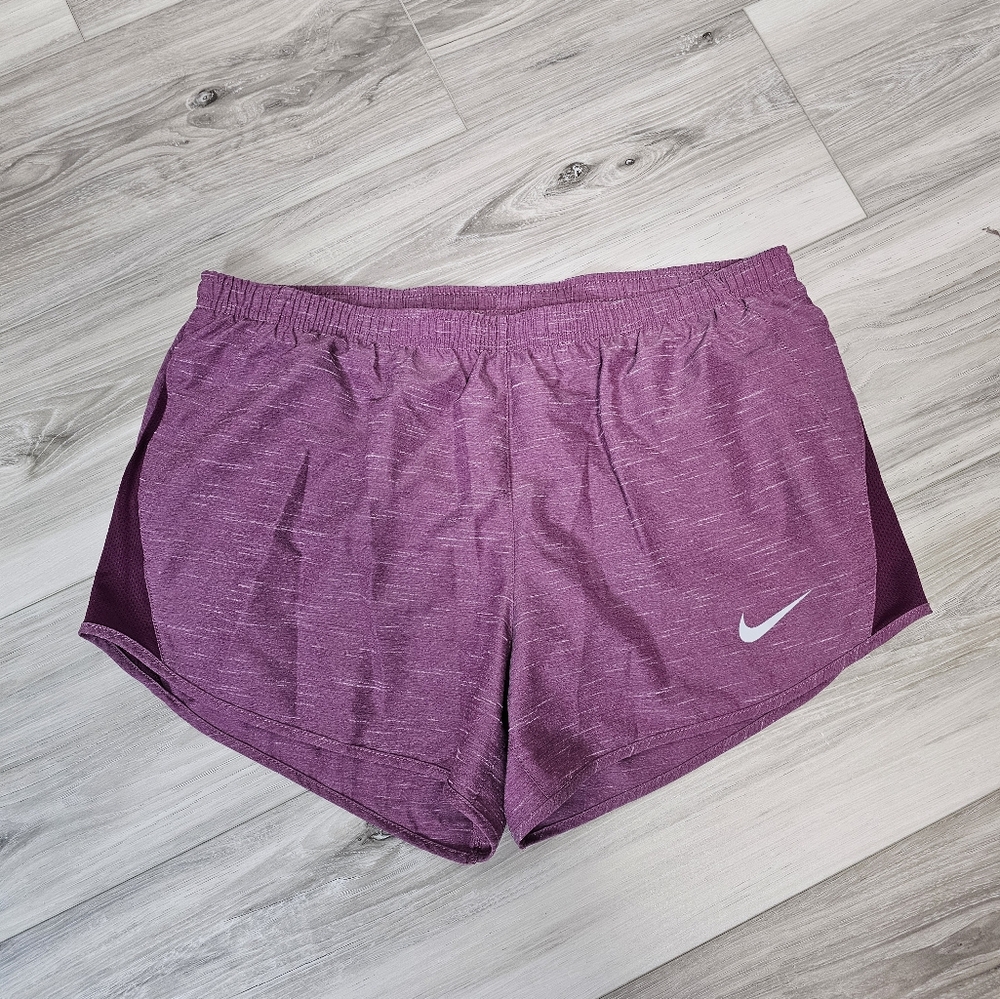 Women's  Nike Shorts Sz M